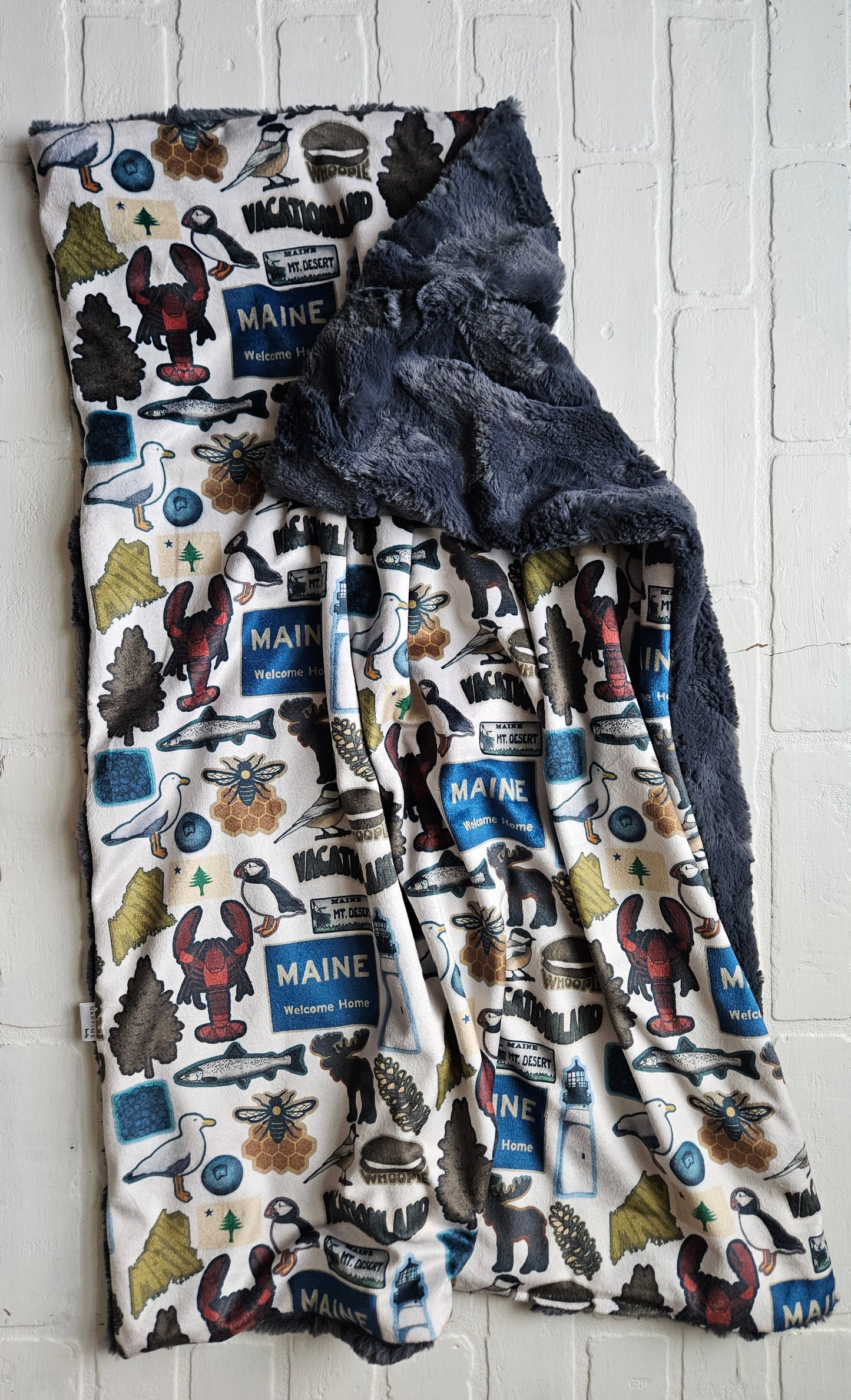 MAINE Welcome Home XL Lovey Blanket (larger size)