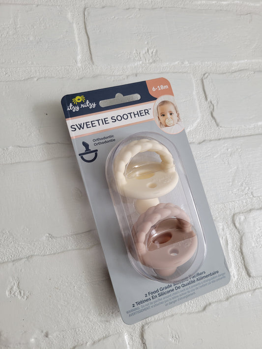 Itzy Ritzy Toast + Buttercream Sweetie Soother™ Orthodontic Silicone Pacifier 6-18M