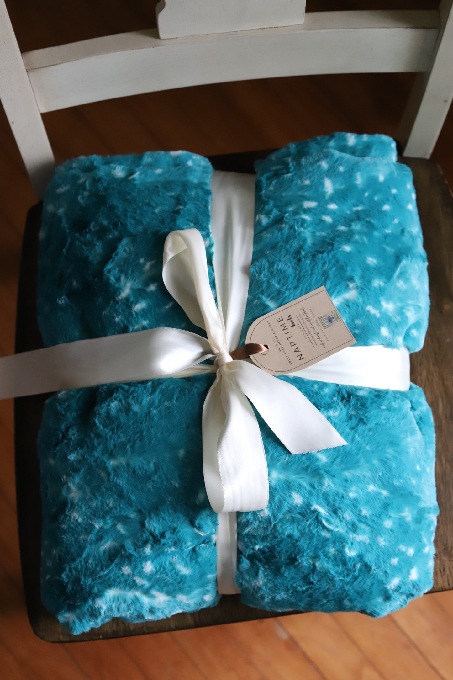Adult Luxe Minky Blanket