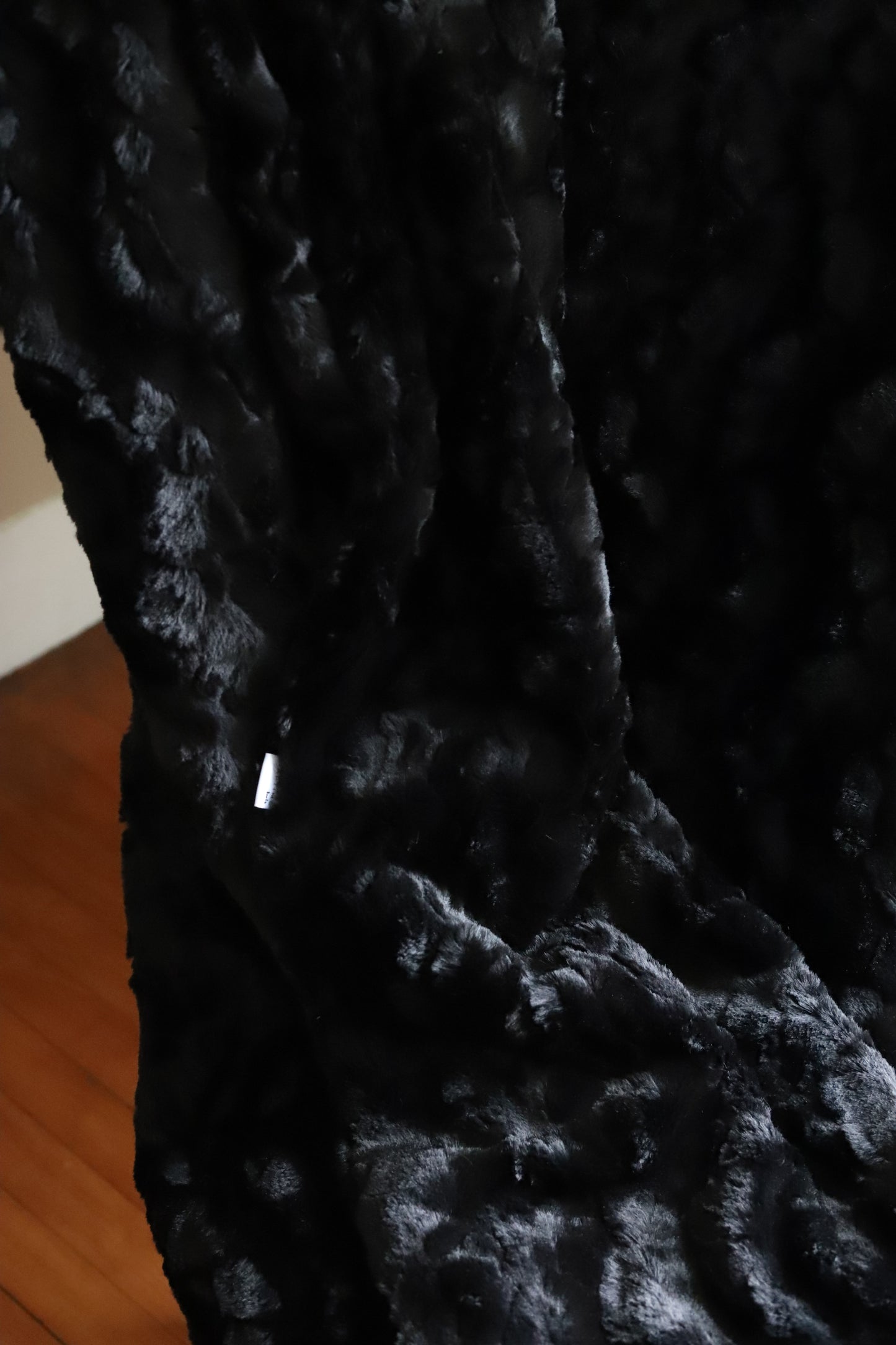 Adult Luxe Minky Blanket