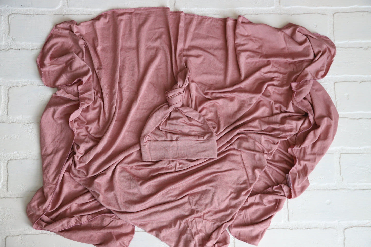 Mauve Pink Bamboo Hat/Swaddle Set