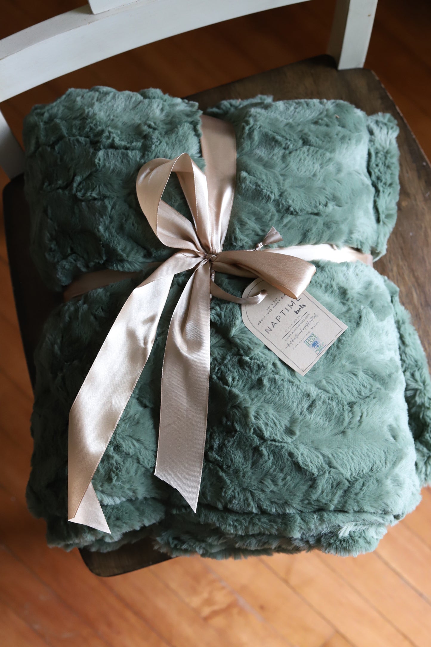 Adult Luxe Minky Blanket