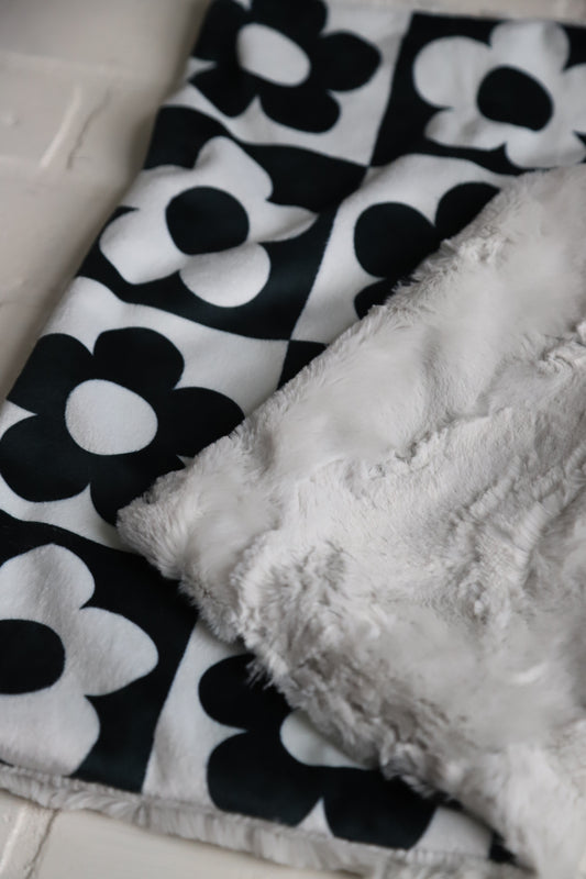 Black and White Flower Checkered Lovey Blanket