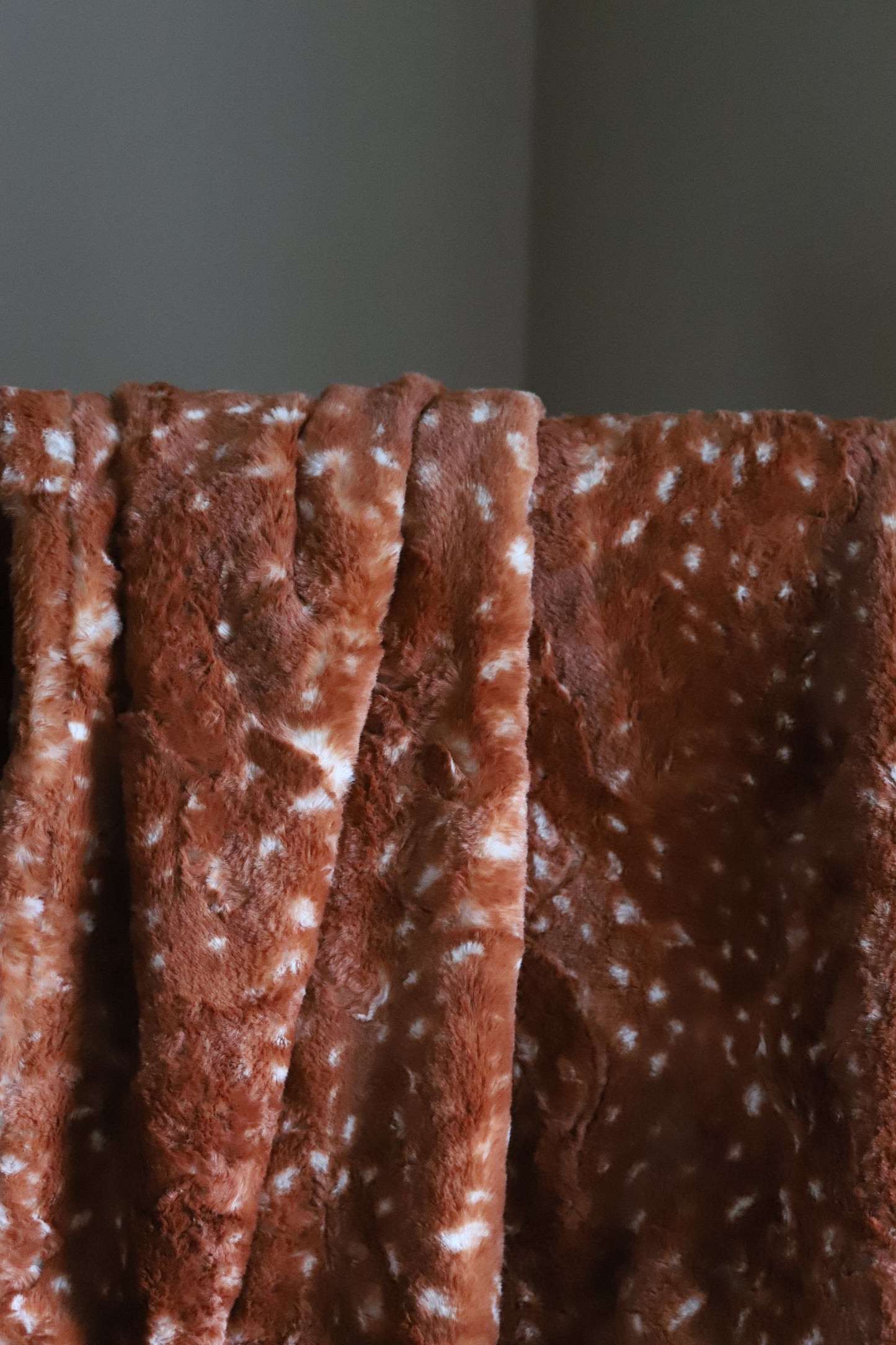 Adult Luxe Minky Blanket