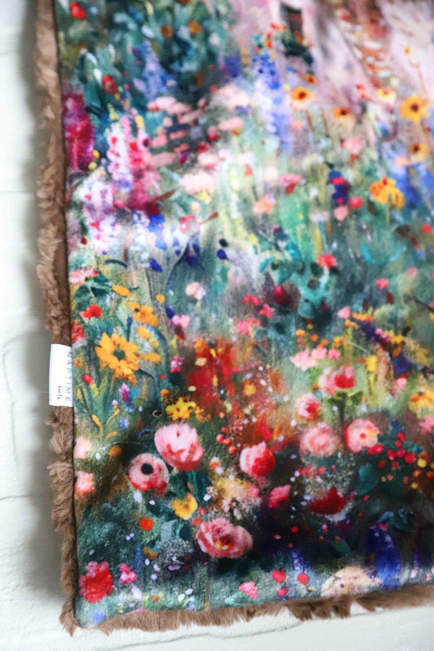 Artist's Flower Garden Lovey