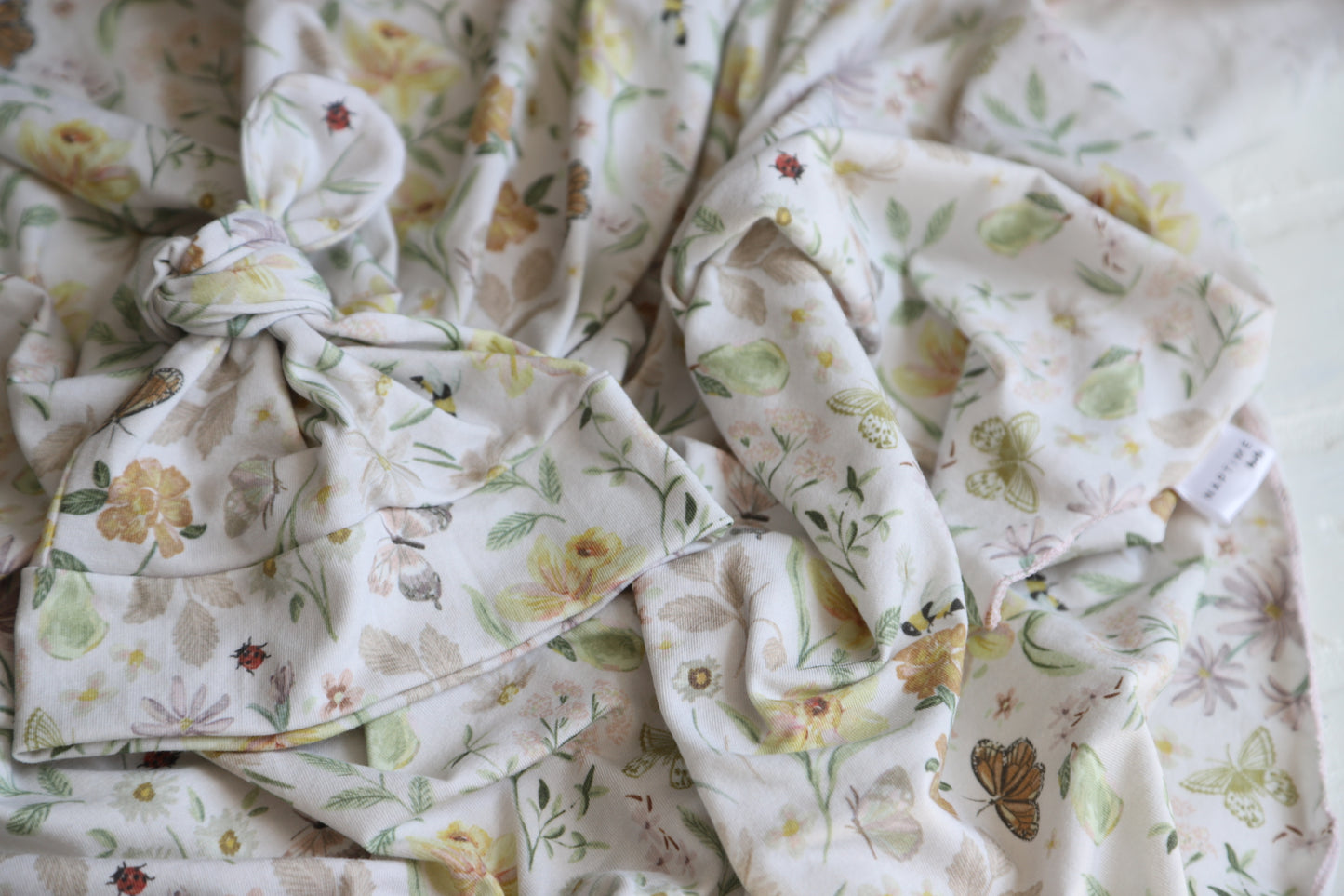 WidlflowerOrganic Cotton Knit Hat/Swaddle Set