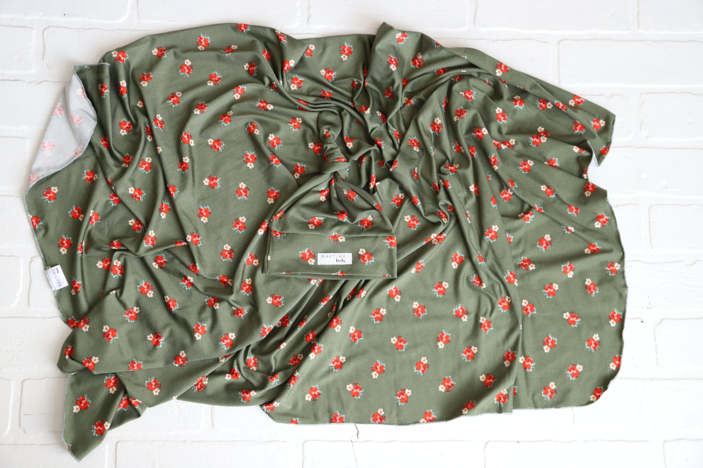 Green Floral Hat/Swaddle Set
