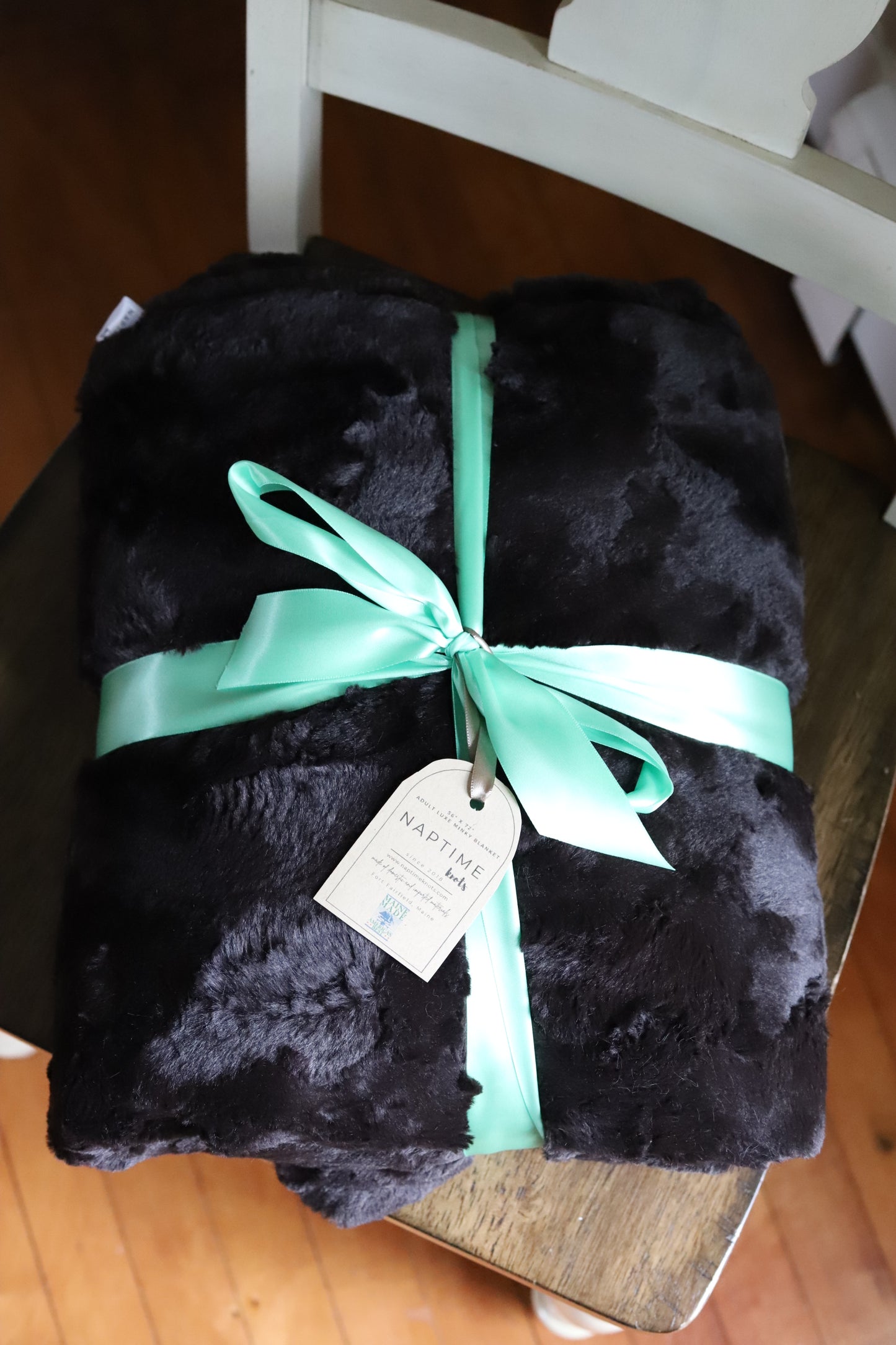 Adult Luxe Minky Blanket